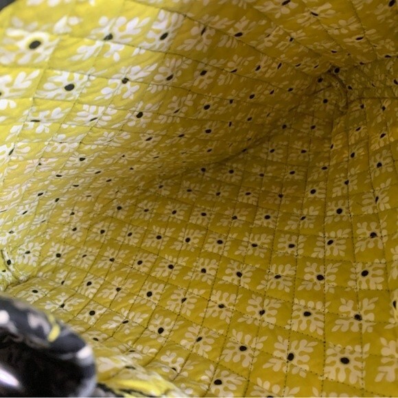 Vera Bradley Holiday Tote in Baroque - Retired Print - Picture 10 of 10